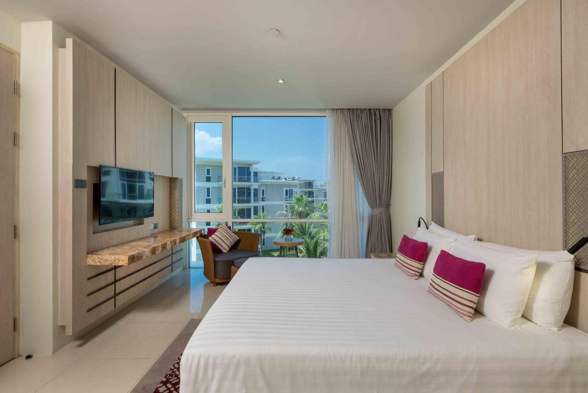 Splash Beach Resort, Maikhao Phuket - Sha Extra Plus Mai Khao Exteriér fotografie Deluxe Ocean View