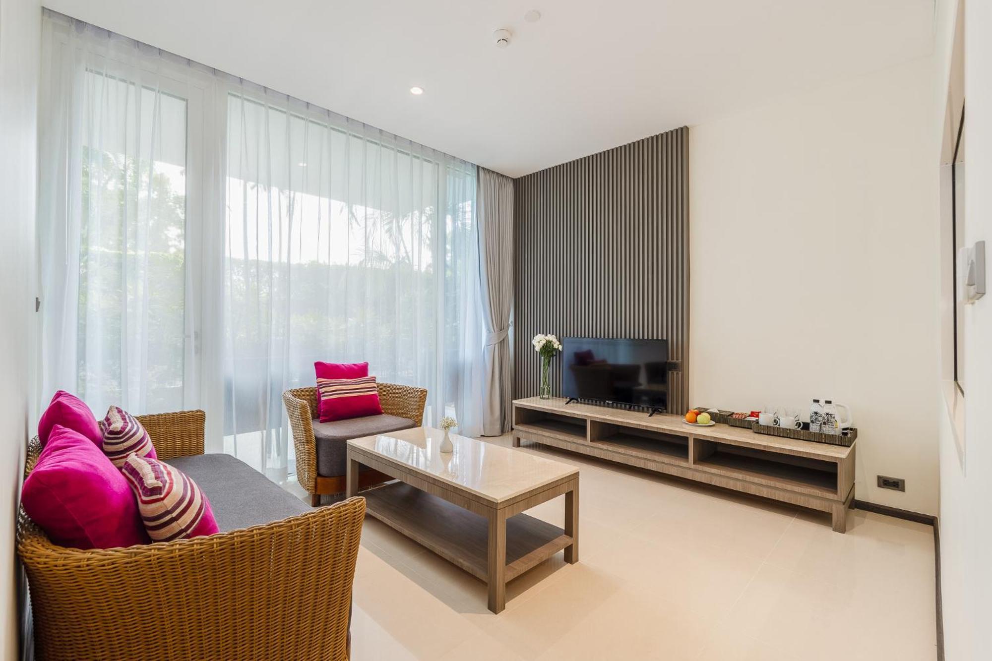 Splash Beach Resort, Maikhao Phuket - Sha Extra Plus Mai Khao Exteriér fotografie Living room