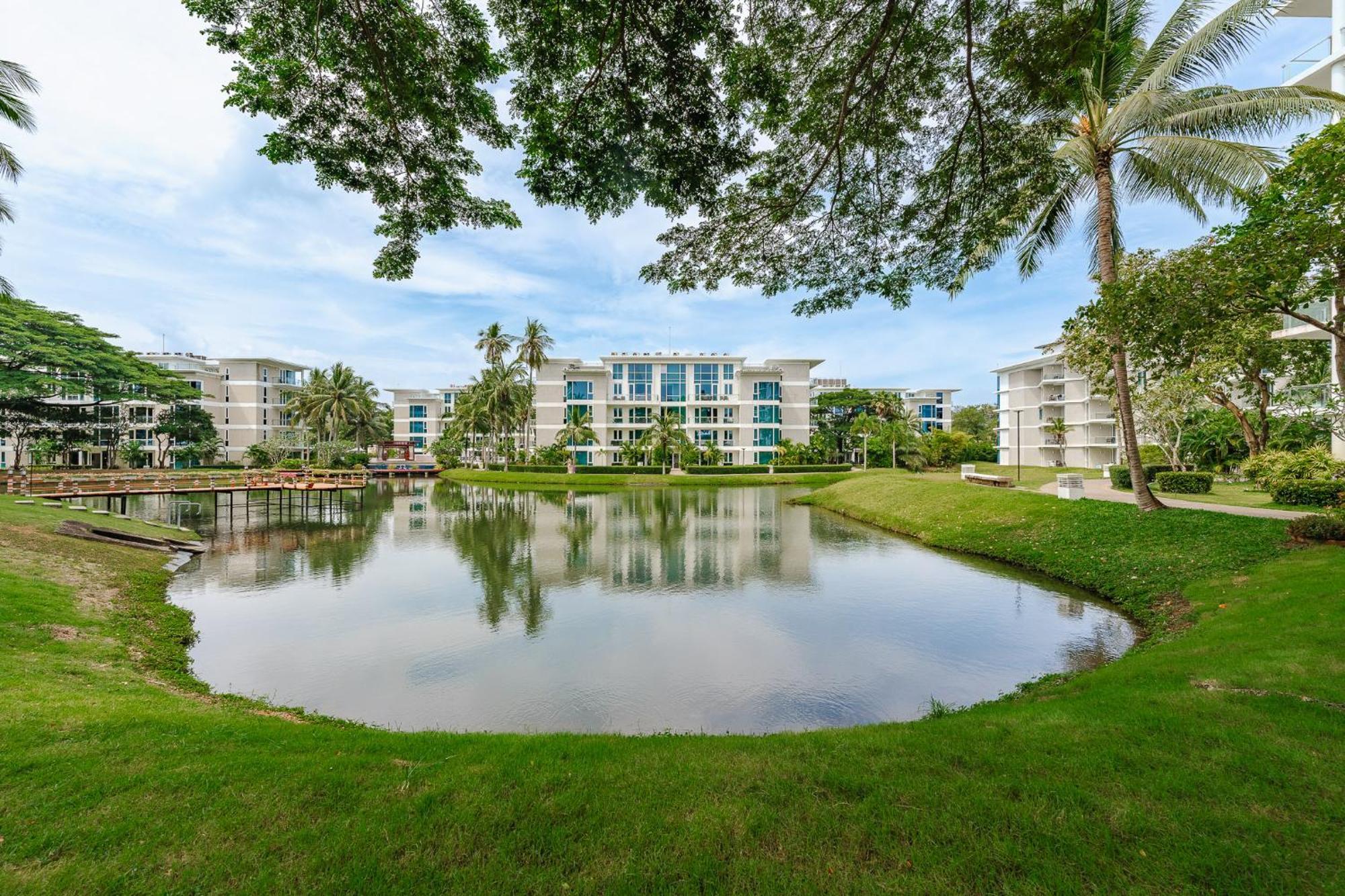 Splash Beach Resort, Maikhao Phuket - Sha Extra Plus Mai Khao Exteriér fotografie The Village